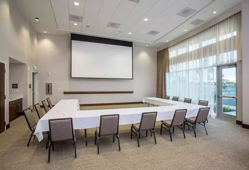 هتل Hampton Inn & Suites Oahu/kapolei