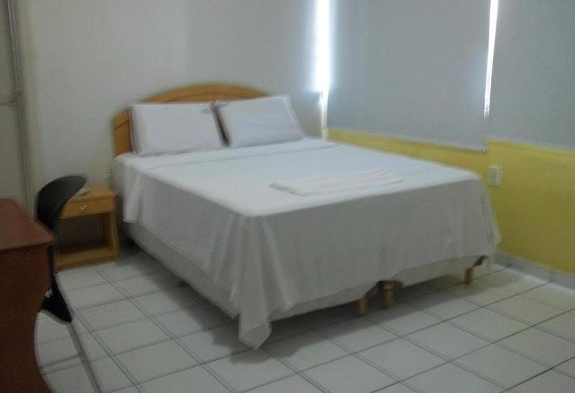 בית מלון כפרי Opara Palace