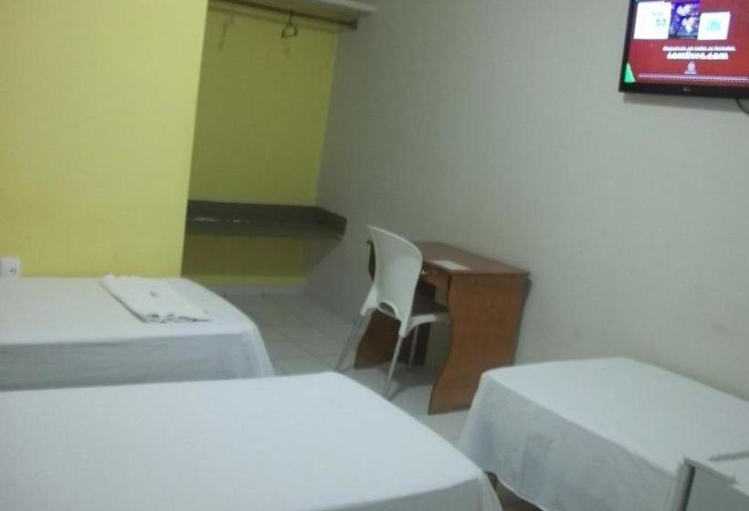 בית מלון כפרי Opara Palace