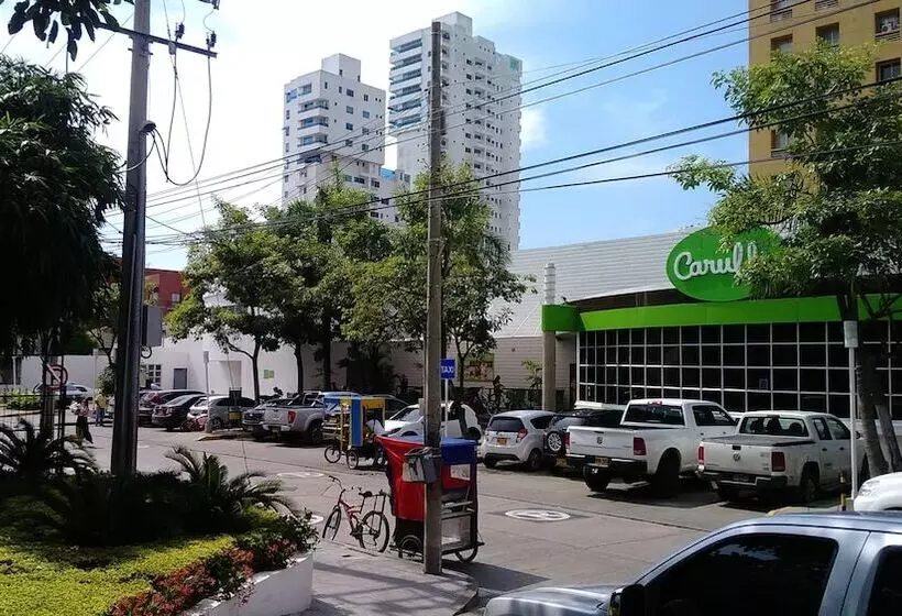 هتل Puerto De Manga