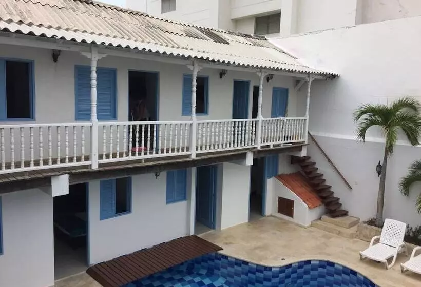 هتل Puerto De Manga