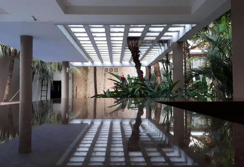 هتل Serra S Palace