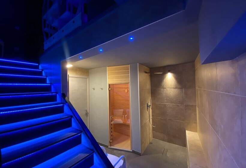 هتل White Albergo Diffuso Ristorante & Spa