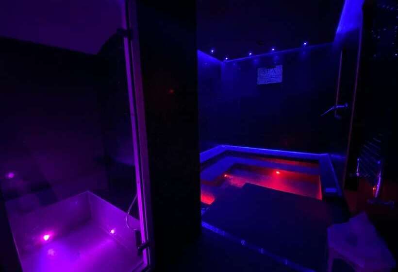 هتل White Albergo Diffuso Ristorante & Spa