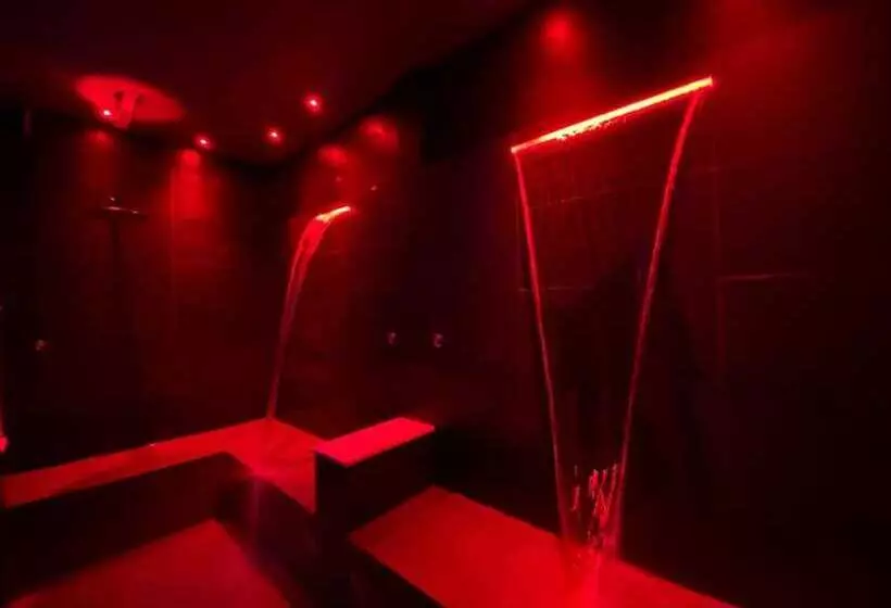 هتل White Albergo Diffuso Ristorante & Spa