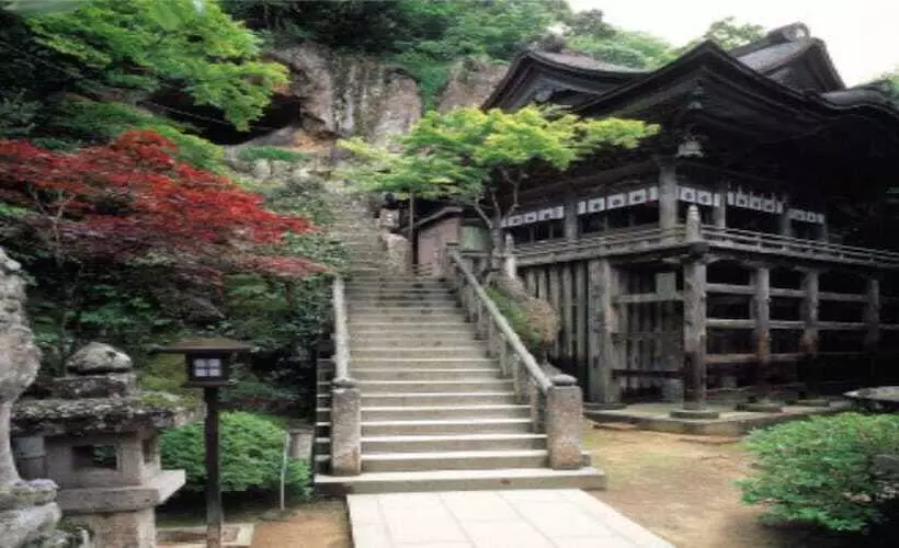 Hotelli Yamanaka Onsen Hanatsubaki