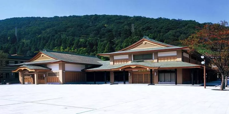 Hotelli Yamanaka Onsen Hanatsubaki