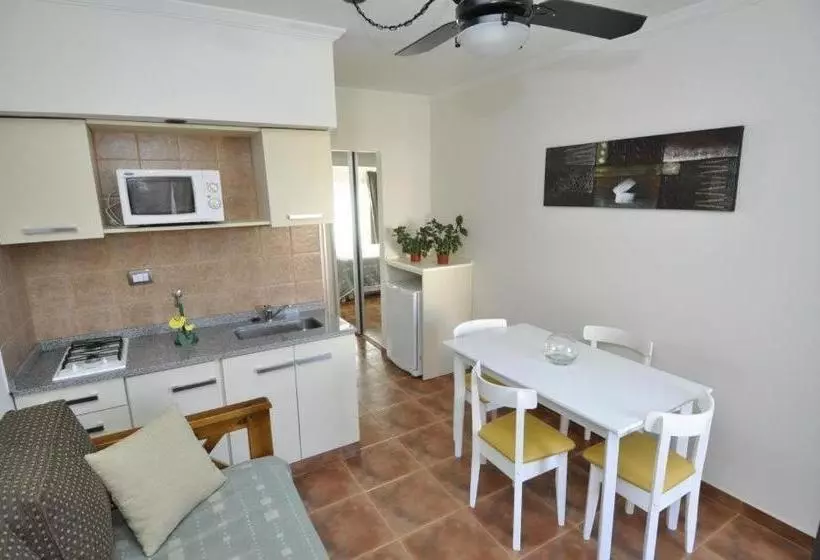 Hotelli Apart  Mallak