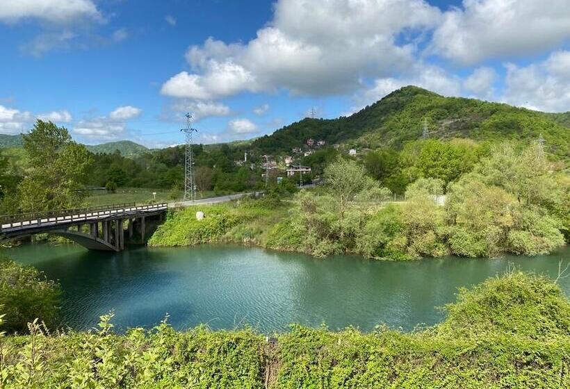 Agva Green River Otel