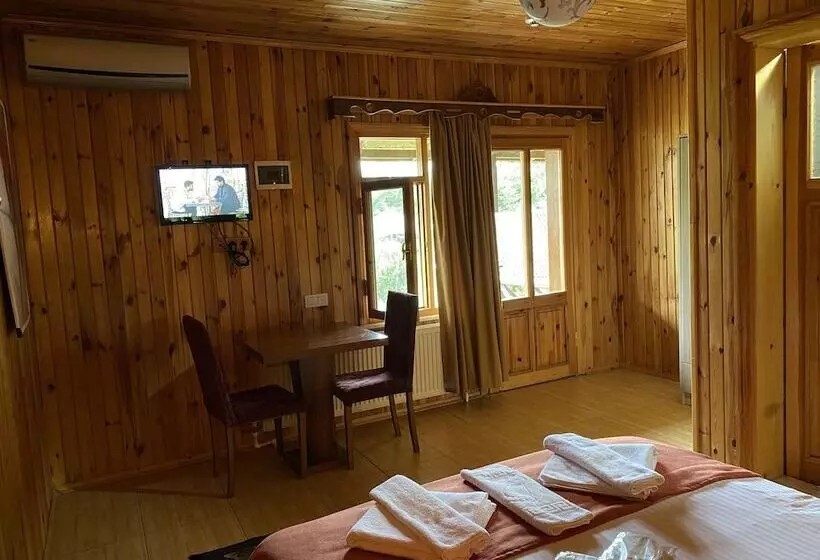 Agva Green River Otel