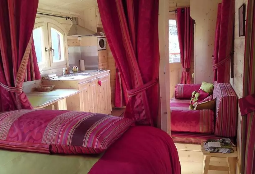 ベッドアンドブレックファースト Le Clos De La Roche