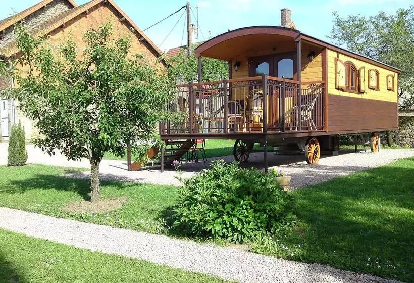 ベッドアンドブレックファースト Le Clos De La Roche