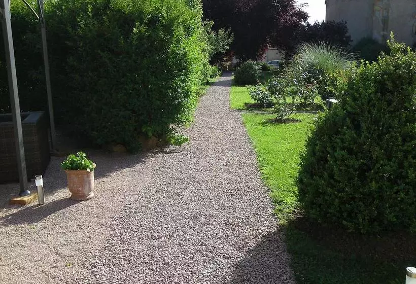 ベッドアンドブレックファースト Le Clos De La Roche