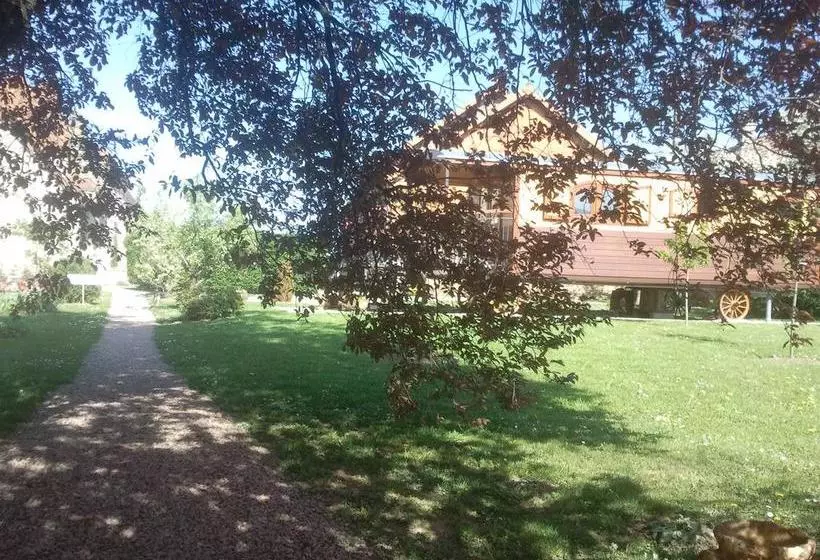 ベッドアンドブレックファースト Le Clos De La Roche