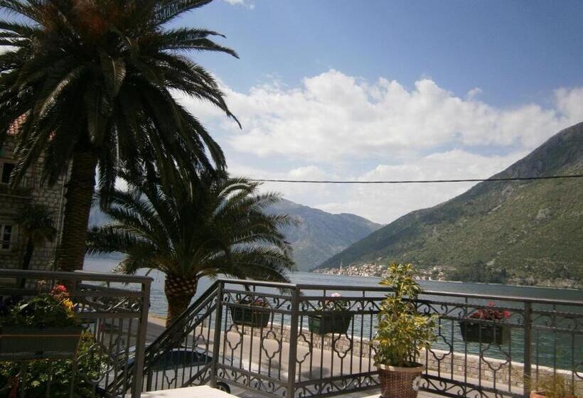 تختخواب و صبحانه Casa Del Sol Rozalija Luxury Rooms