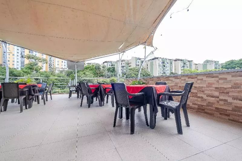 هتل Ayenda 1501 Metropolitana Plaza