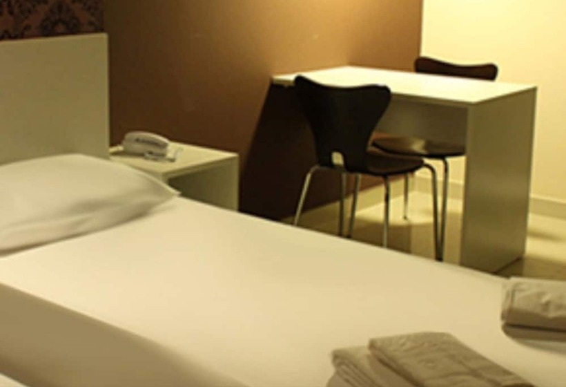 Flex Inn Hotel   Adults Only