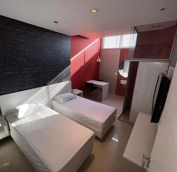 Flex Inn Hotel   Adults Only