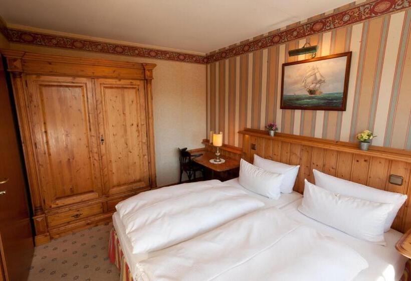 Moby Dick Hotel & Ferienwohnungen