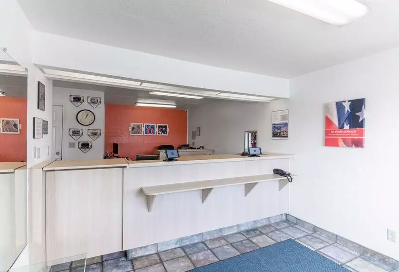 Motel 6 Pensacola West