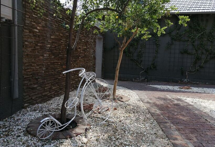 پانسیون Windhoek Gardens Boutique