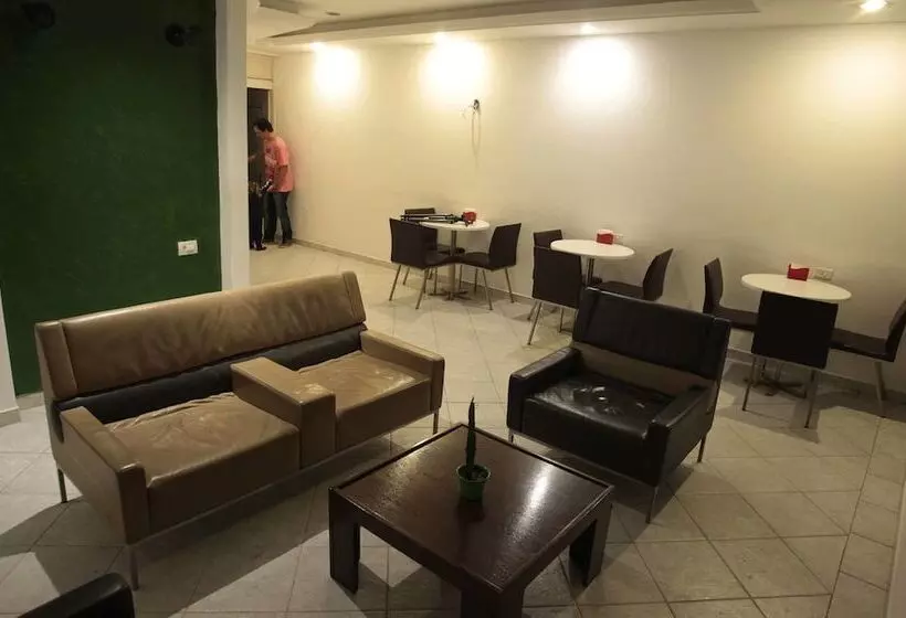 Hangar Rio Hostel