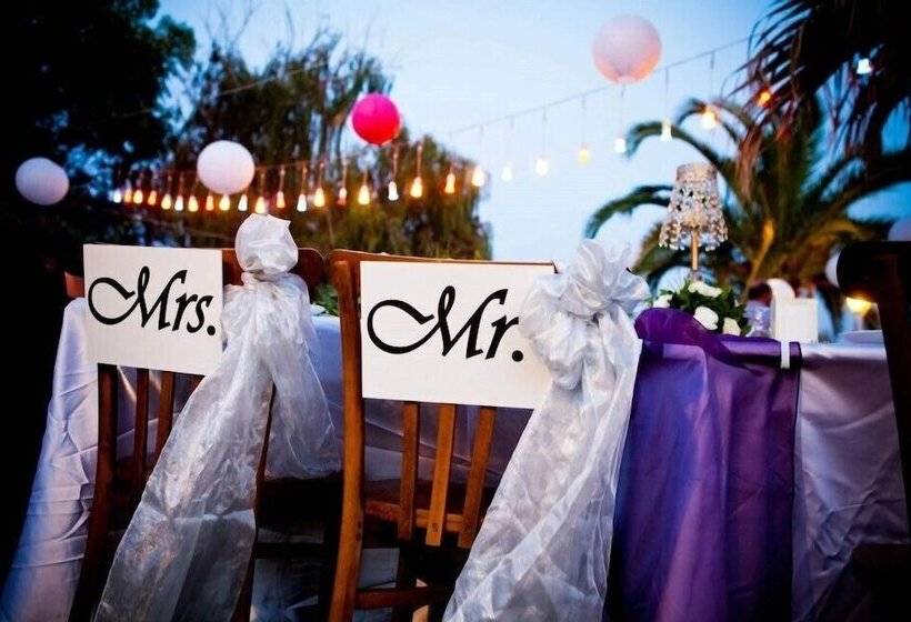 هتل Ataol Beach & Bungalows