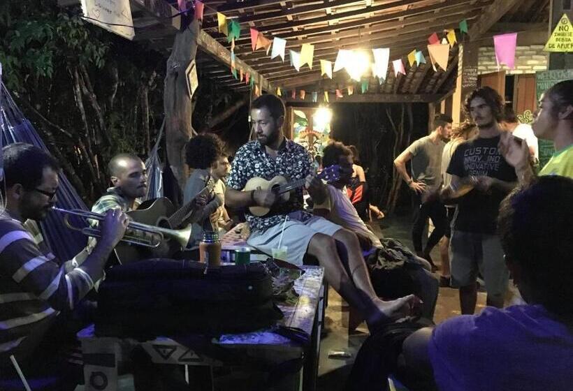 Lagarto Na Banana Hostel