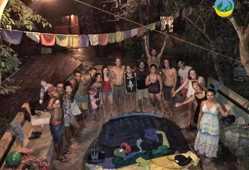 Lagarto Na Banana Hostel