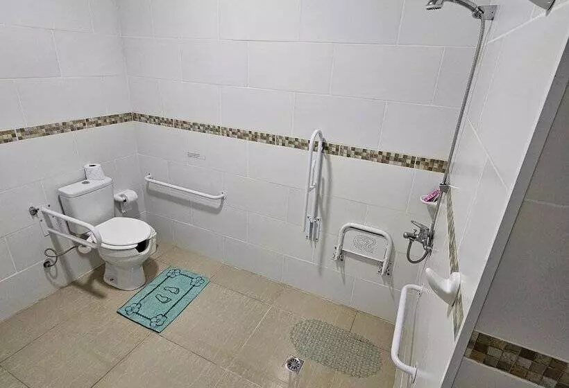 Hotelli Mensú Grand