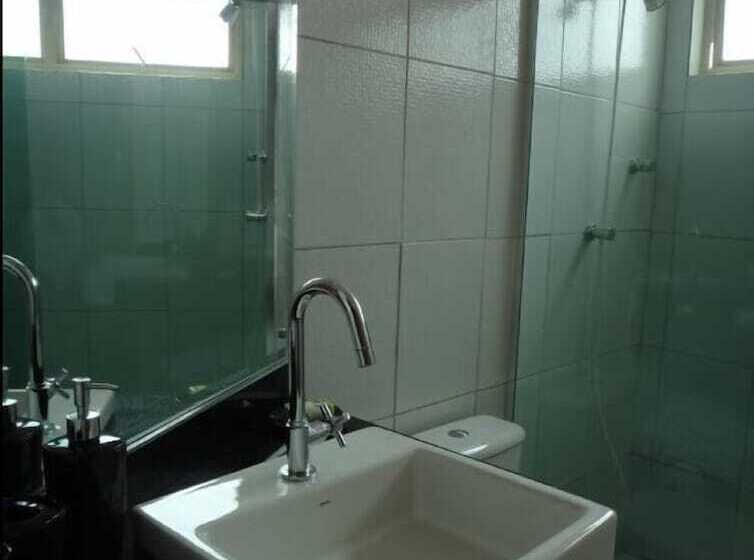 Ajuricaba Suites   Centro 2