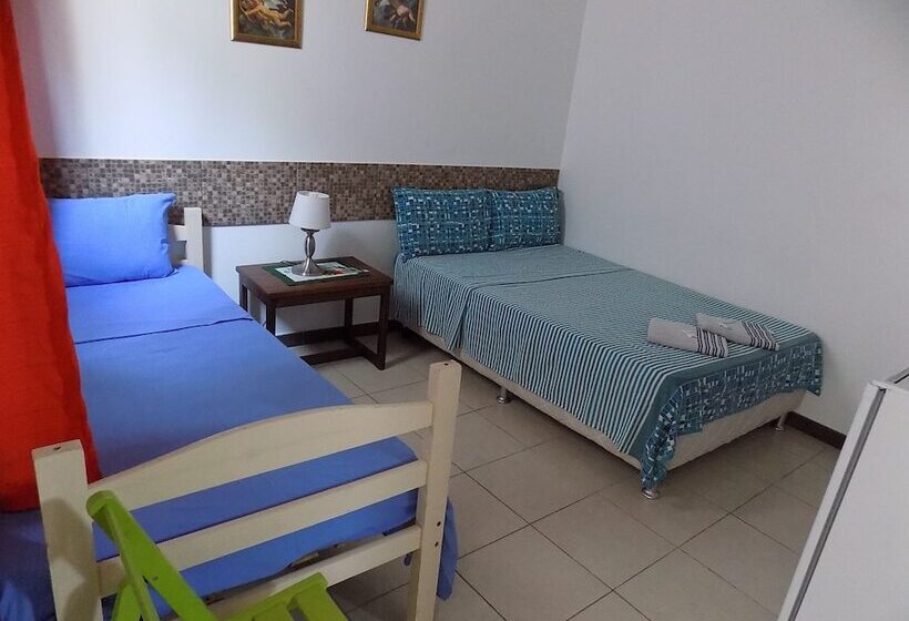 בית מלון כפרי Albergue Rio Vermelho