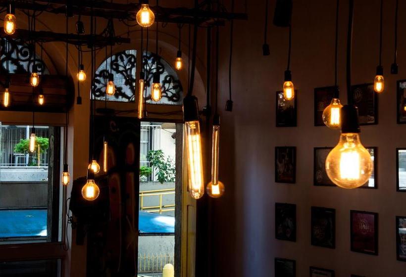 هتل Clã Destinos Hostel