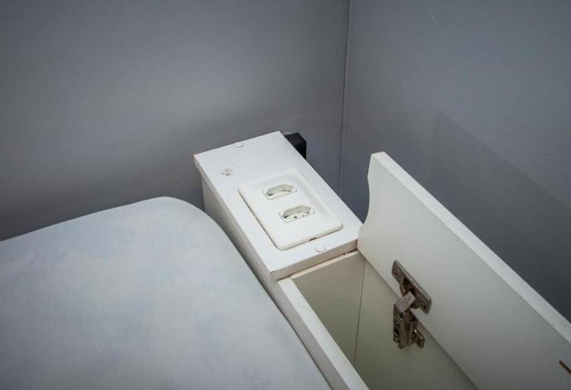 هتل Clã Destinos Hostel