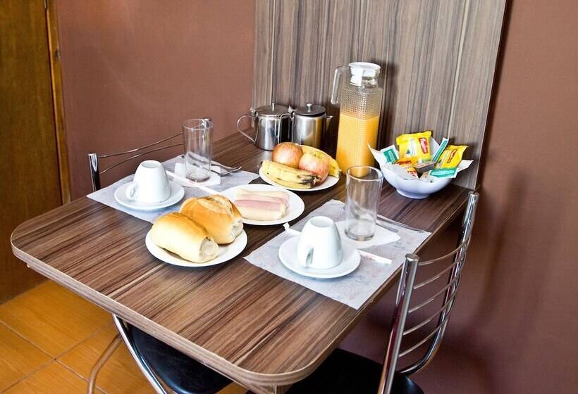 Отель Don Carlo