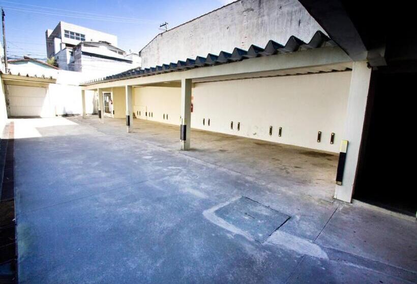 Отель Don Carlo