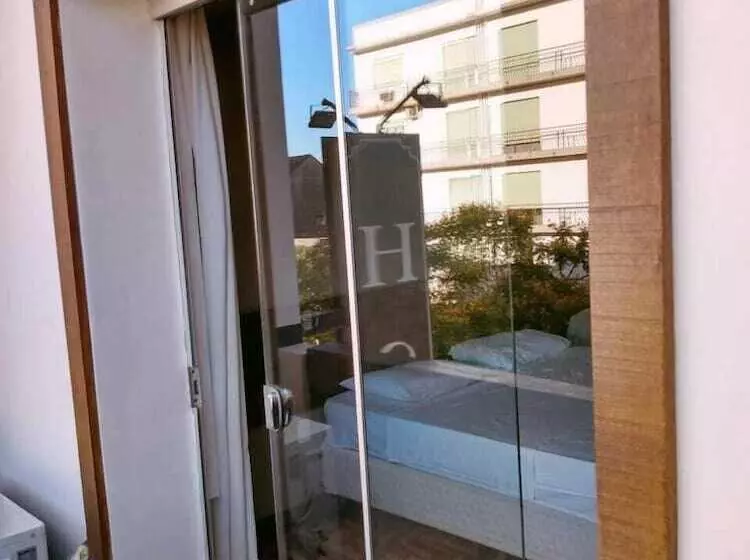 Hotel Mór