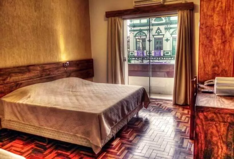 Hotel Mór