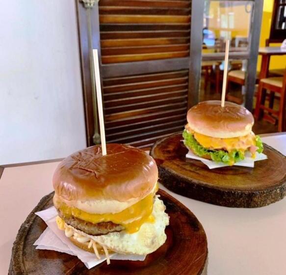 فندق Pousada Flores Do Lázaro