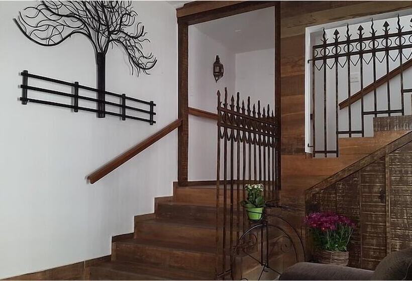 בית מלון כפרי Pousada Solar Das Gerais