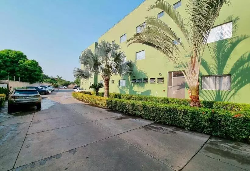 هتل Cerrados Park