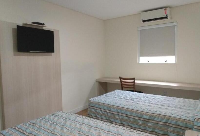 ホテル Hetropolis