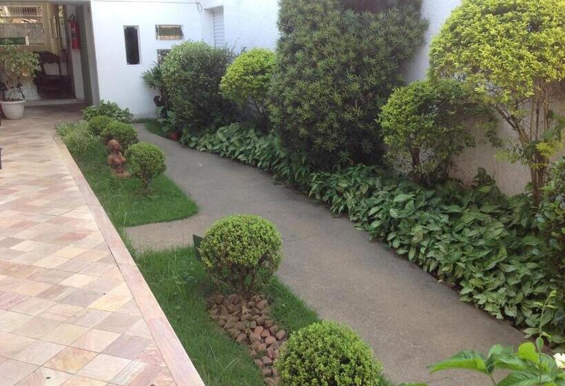 Отель Samambaia Executive