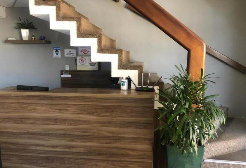 Отель Samambaia Executive