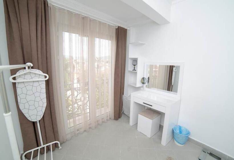 هاستل Downtown Fethiye Suites