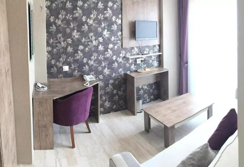 تختخواب و صبحانه Udi Suit Canakkale