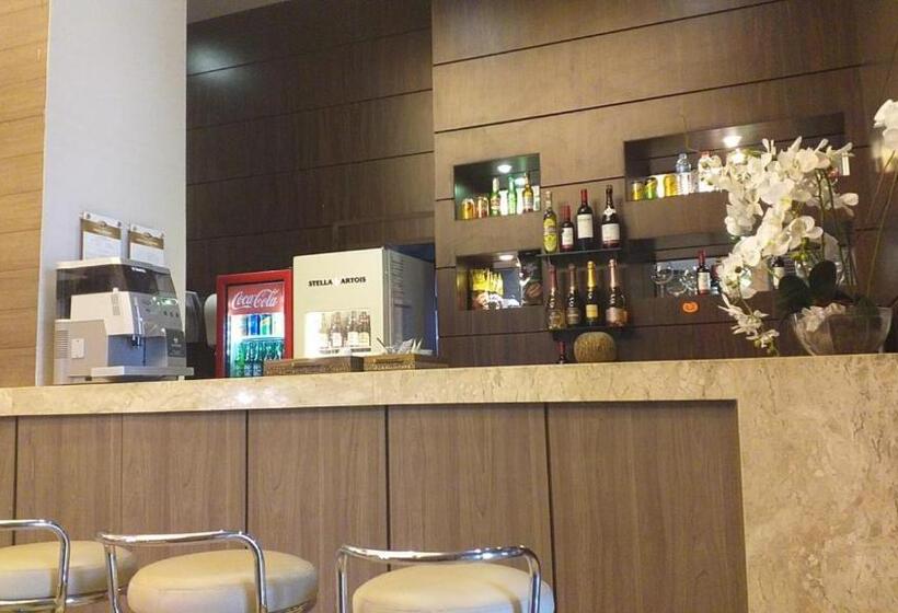 Class Hotel Varginha