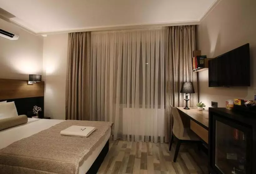 Hotel Kalevera