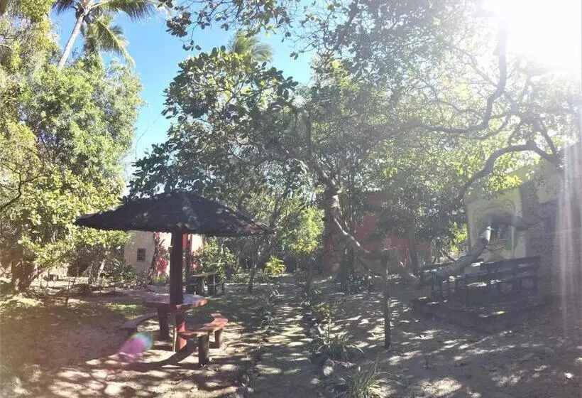 Imbassaí Pousada Hostel Lujimba