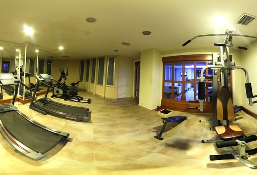 Grand Ozeren Otel & Spa